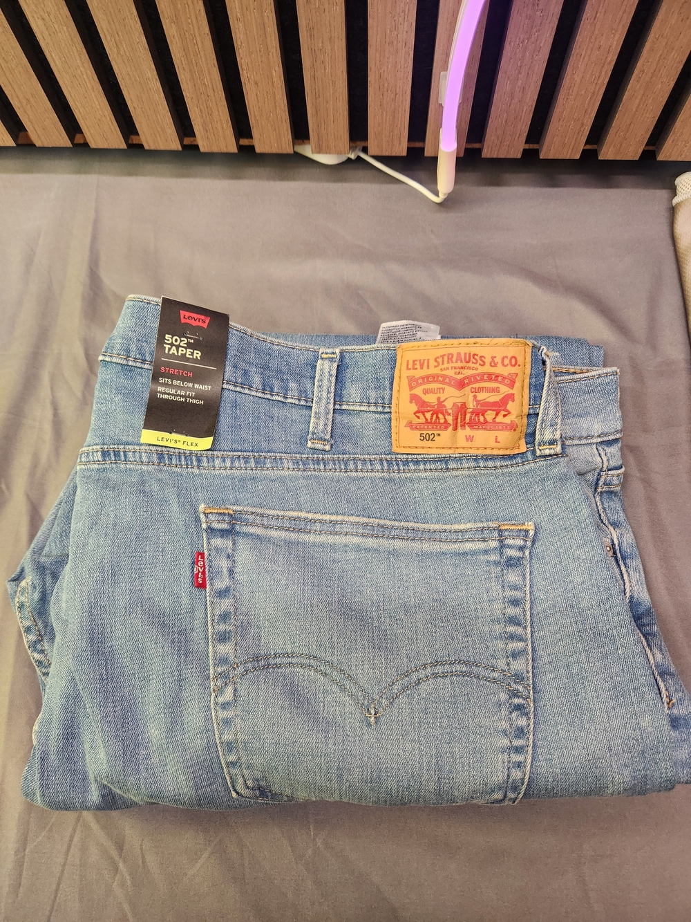 Levi's 502 Taper Men's Jeans - Light Blue Denim 48x32